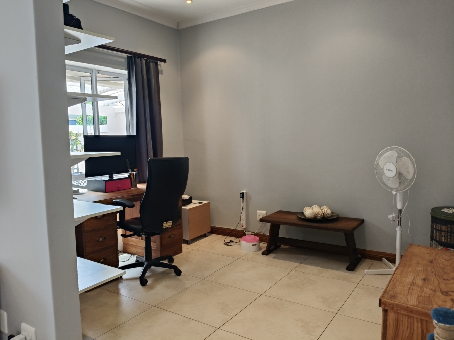 2 Bedroom Property for Sale in Fountains Estate Eastern Cape